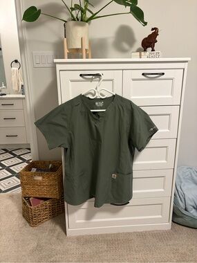 Carhartt Woman’s Olive Green V-Neck Utility Scrub Top